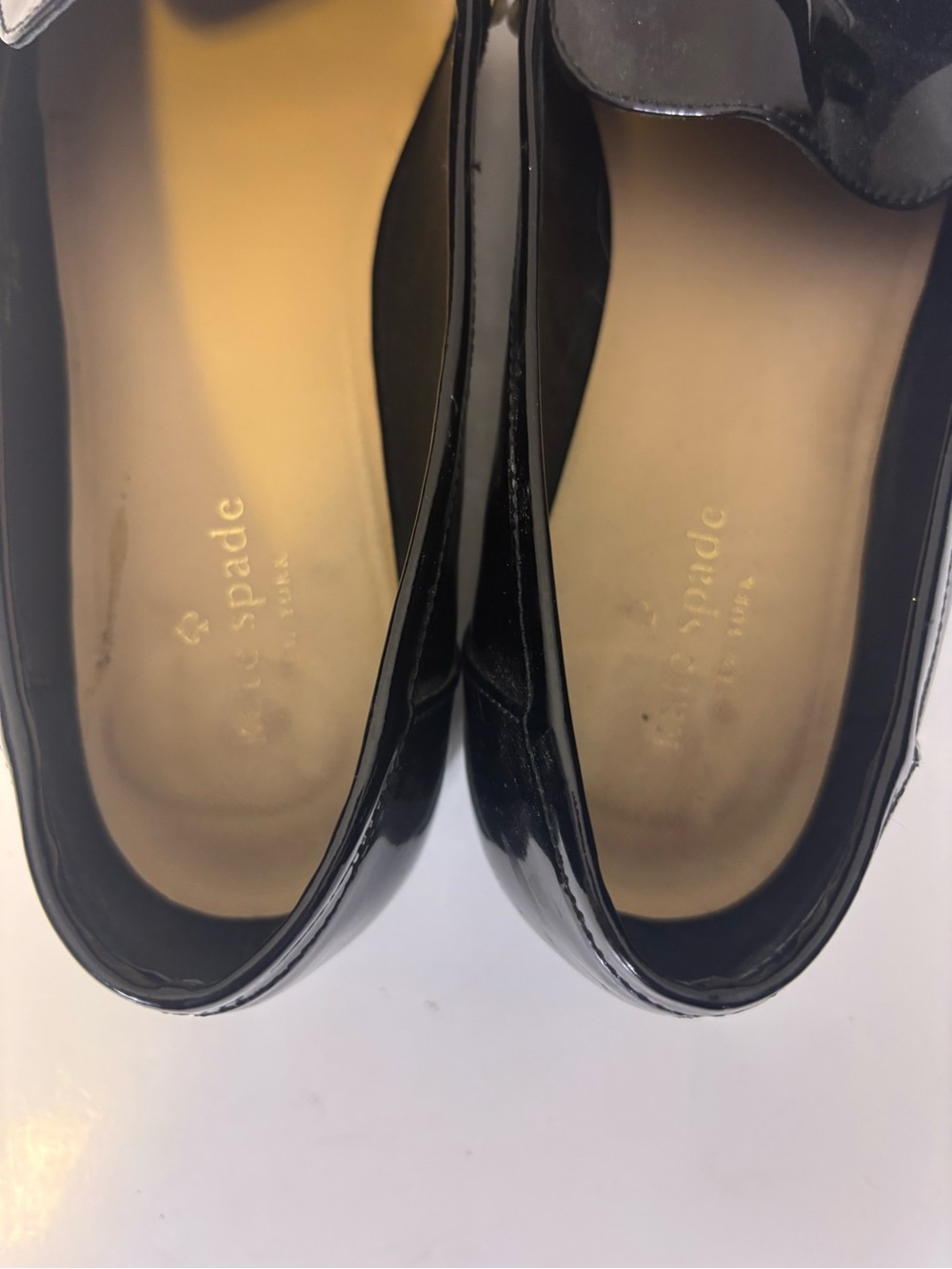 Kate Spade Black Patent Leather Pearl-Accent Women's Loafers 8.5 - Picture 6 of 9